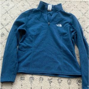 North face sweater